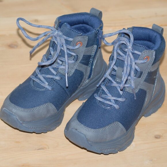 NWT Reaction Kenneth Cole Boys Size 11 Boots Navy Gray Style# KCR756 - Picture 1 of 9